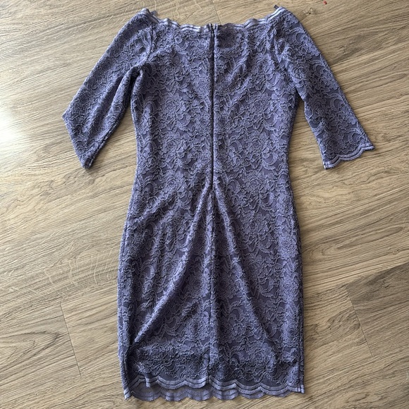 Le Chateau Lace Dress, Dark Lavender/Lilac Purple. Women’s Large. - Picture 2 of 6